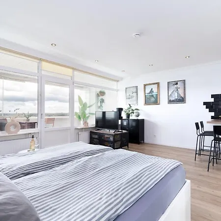 Ostsee Penthouse Mit Seitlichem Meerblick & Grossem Balkon - 