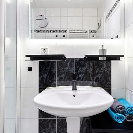 דירה Ostsee Penthouse Mit Seitlichem Meerblick & Grossem Balkon - 