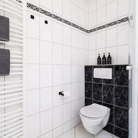 Ostsee Penthouse Mit Seitlichem Meerblick & Grossem Balkon - 