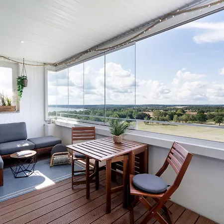 Ostsee Penthouse Mit Seitlichem Meerblick & Grossem Balkon - 